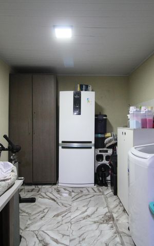 Casa à venda com 230m², 5 quartos e 3 vagasÁrea de Serviço