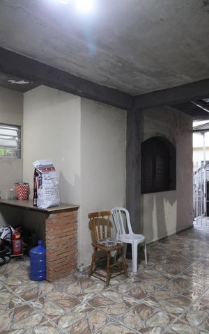 Casa à venda com 230m², 5 quartos e 3 vagasÁrea dos Fundos