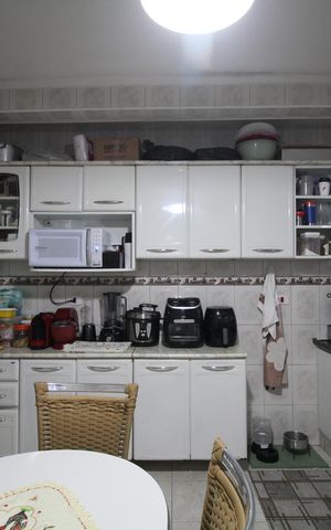 Casa à venda com 230m², 5 quartos e 3 vagasCozinha