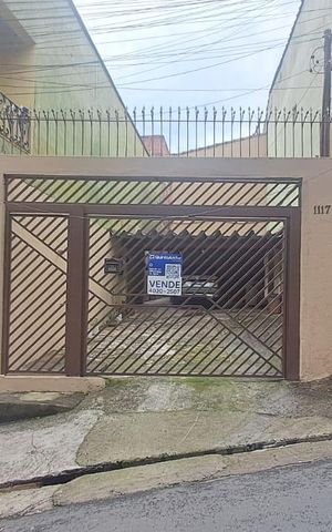 Casa à venda com 160m², 3 quartos e 4 vagasFachada