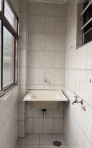 Casa para alugar com 60m², 2 quartos e 1 vaga Casa para alugar com 60m², 2 quartos e 1 vagaÁrea de serviço