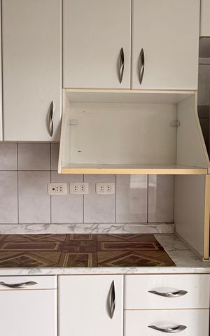 Casa para alugar com 60m², 2 quartos e 1 vaga Casa para alugar com 60m², 2 quartos e 1 vagaCozinha
