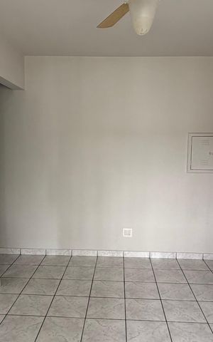 Casa para alugar com 60m², 2 quartos e 1 vaga Casa para alugar com 60m², 2 quartos e 1 vagaSala