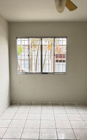Casa para alugar com 60m², 2 quartos e 1 vaga Casa para alugar com 60m², 2 quartos e 1 vagaSala