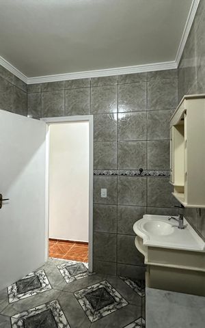 Casa para alugar com 90m², 2 quartos e sem vaga Casa para alugar com 90m², 2 quartos e sem vagaBanheiro