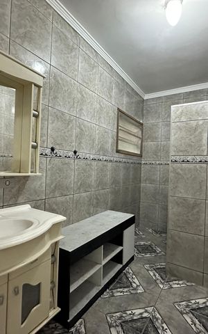 Casa para alugar com 90m², 2 quartos e sem vaga Casa para alugar com 90m², 2 quartos e sem vagaBanheiro