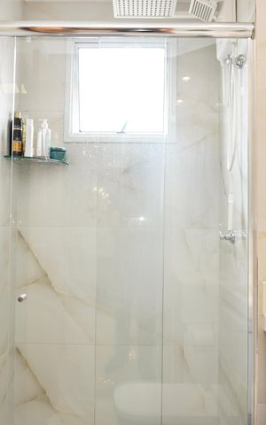 Apartamento à venda com 48m², 2 quartos e 2 vagas Apartamento à venda com 48m², 2 quartos e 2 vagasBanheiro Social