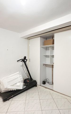 Casa à venda com 125m², 3 quartos e 2 vagas Casa à venda com 125m², 3 quartos e 2 vagasQuarto 3