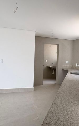 Apartamento à venda com 117m², 3 quartos e 2 vagasCozinha e Área de Serviço