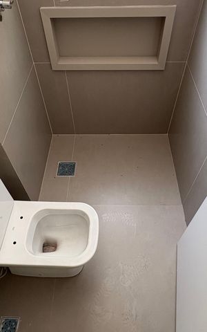 Apartamento à venda com 117m², 3 quartos e 2 vagasBanheiro das Semi-suítes
