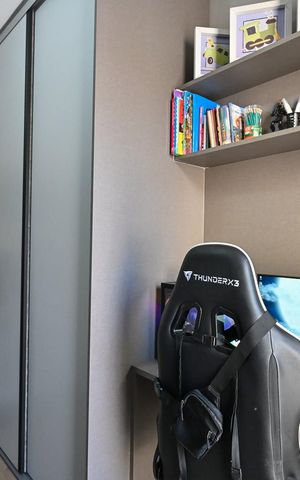 Casa de condomínio à venda com 200m², 3 quartos e 2 vagasQuarto 1