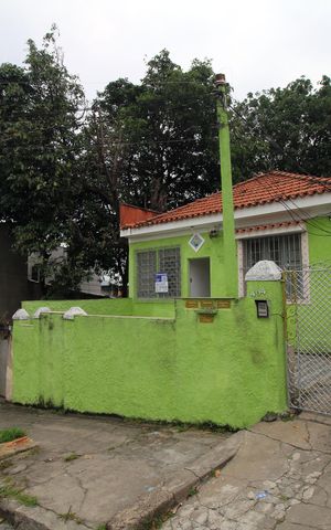 Casa para alugar com 130m², 4 quartos e 1 vagaFachada 