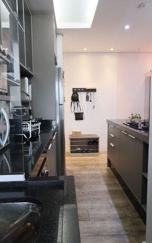 Apartamento para alugar com 72m², 2 quartos e 2 vagasCozinha e Área de Serviço