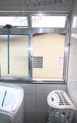 Apartamento à venda com 63m², 3 quartos e 1 vagaÁrea de Serviço