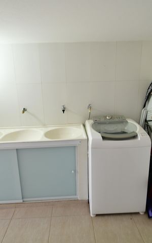 Casa para alugar com 90m², 2 quartos e 2 vagasÁrea de Serviço