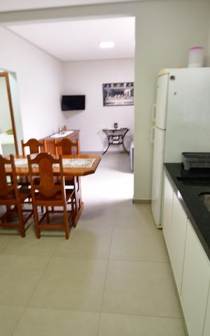 Casa para alugar com 90m², 2 quartos e 2 vagasCozinha