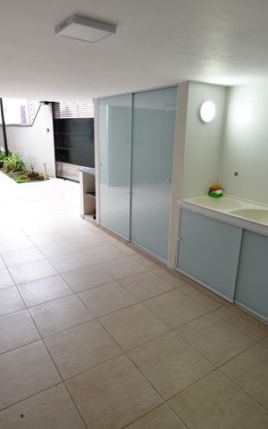 Casa para alugar com 90m², 2 quartos e 2 vagasÁrea de Serviço