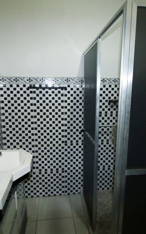 Apartamento para alugar com 70m², 2 quartos e sem vagaBanheiro
