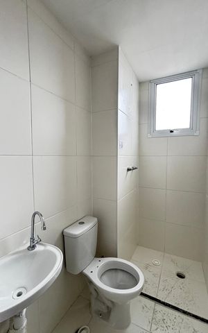 Apartamento à venda com 43m², 2 quartos e 1 vaga Apartamento à venda com 43m², 2 quartos e 1 vagaBanheiro