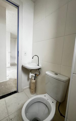 Apartamento à venda com 43m², 2 quartos e 1 vaga Apartamento à venda com 43m², 2 quartos e 1 vagaBanheiro
