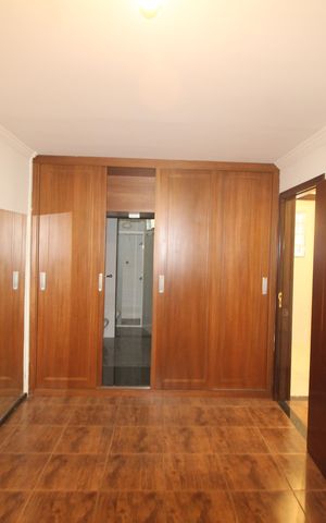 Apartamento à venda com 97m², 2 quartos e 2 vagasQuarto 2