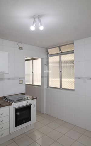Apartamento à venda com 97m², 2 quartos e 2 vagasCozinha