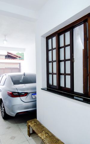 Casa à venda com 110m², 2 quartos e 2 vagasEntrada Social