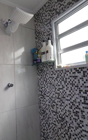 Casa à venda com 115m², 3 quartos e 2 vagasBanheiro