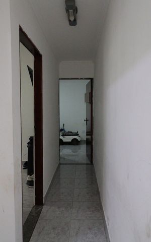Casa à venda com 115m², 3 quartos e 2 vagasCorredor