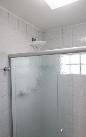 Casa para alugar com 150m², 3 quartos e 2 vagasBanheiro 2
