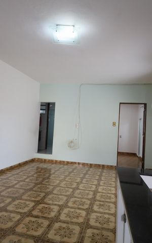 Casa para alugar com 150m², 3 quartos e 2 vagasSala