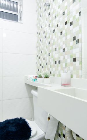 Casa à venda com 90m², 2 quartos e 1 vagaLavabo