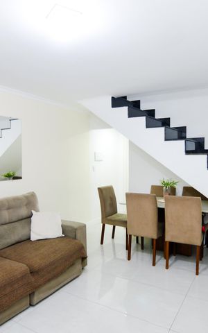Casa à venda com 90m², 2 quartos e 1 vagaSala