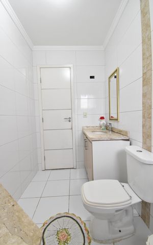 Casa à venda com 162m², 3 quartos e 2 vagasBanheiro da Suíte
