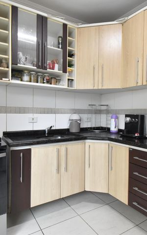 Casa à venda com 162m², 3 quartos e 2 vagasCozinha