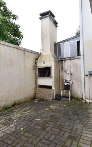 Casa à venda com 162m², 3 quartos e 2 vagasChurrasqueira