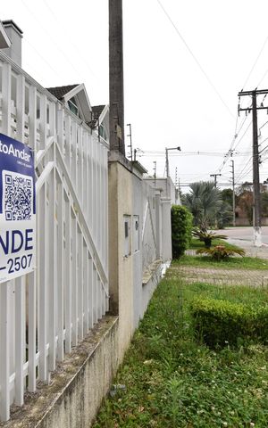 Casa à venda com 162m², 3 quartos e 2 vagasPlaca