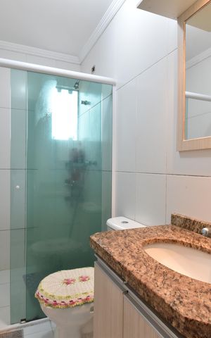 Casa à venda com 162m², 3 quartos e 2 vagasBanheiro 2