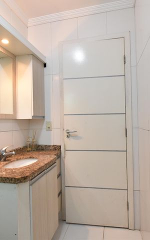 Casa à venda com 162m², 3 quartos e 2 vagasBanheiro 2