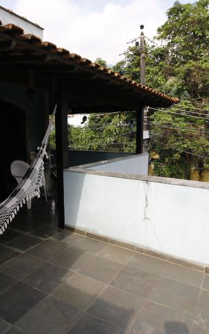 Casa de condomínio à venda com 370m², 4 quartos e 1 vagaVaranda