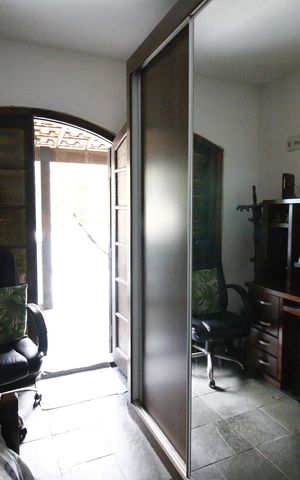 Casa de condomínio à venda com 370m², 4 quartos e 1 vagaQuarto 1