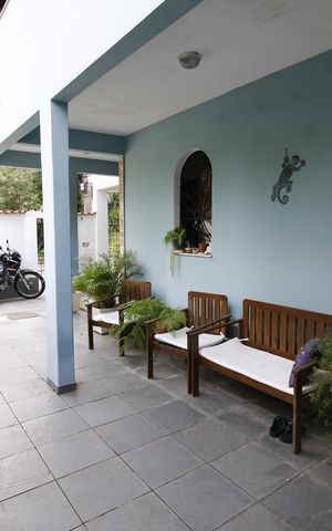 Casa de condomínio à venda com 370m², 4 quartos e 1 vagaQuintal