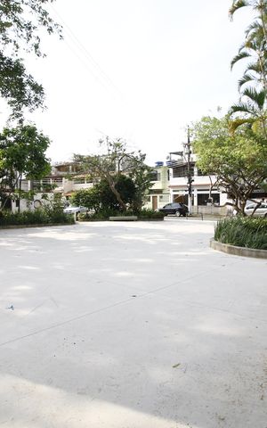 Casa de condomínio à venda com 370m², 4 quartos e 1 vagapraça