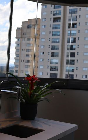 Apartamento à venda com 180m², 3 quartos e 3 vagasVaranda da Sala