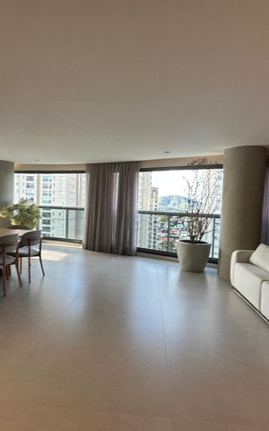 Apartamento à venda com 180m², 3 quartos e 3 vagasSala