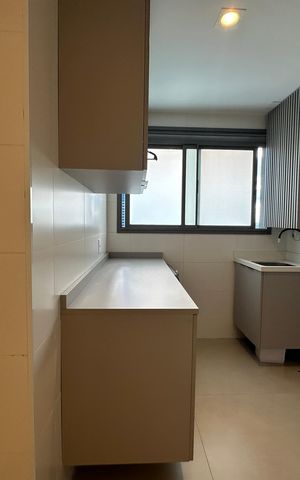 Apartamento à venda com 180m², 3 quartos e 3 vagasÁrea de Serviço