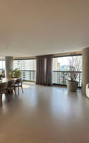 Apartamento à venda com 180m², 3 quartos e 3 vagasSala