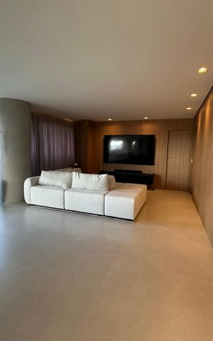 Apartamento à venda com 180m², 3 quartos e 3 vagasSala