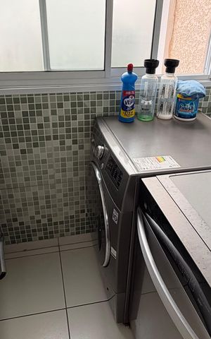 Apartamento à venda com 97m², 3 quartos e 2 vagasÁrea de serviço 