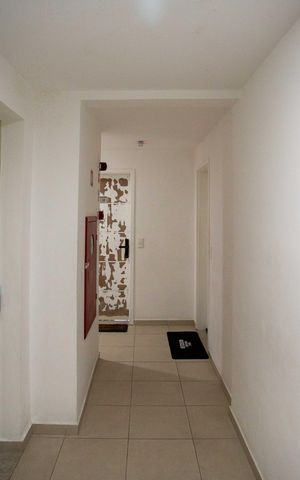 Apartamento à venda com 85m², 2 quartos e 2 vagasHall de entrada